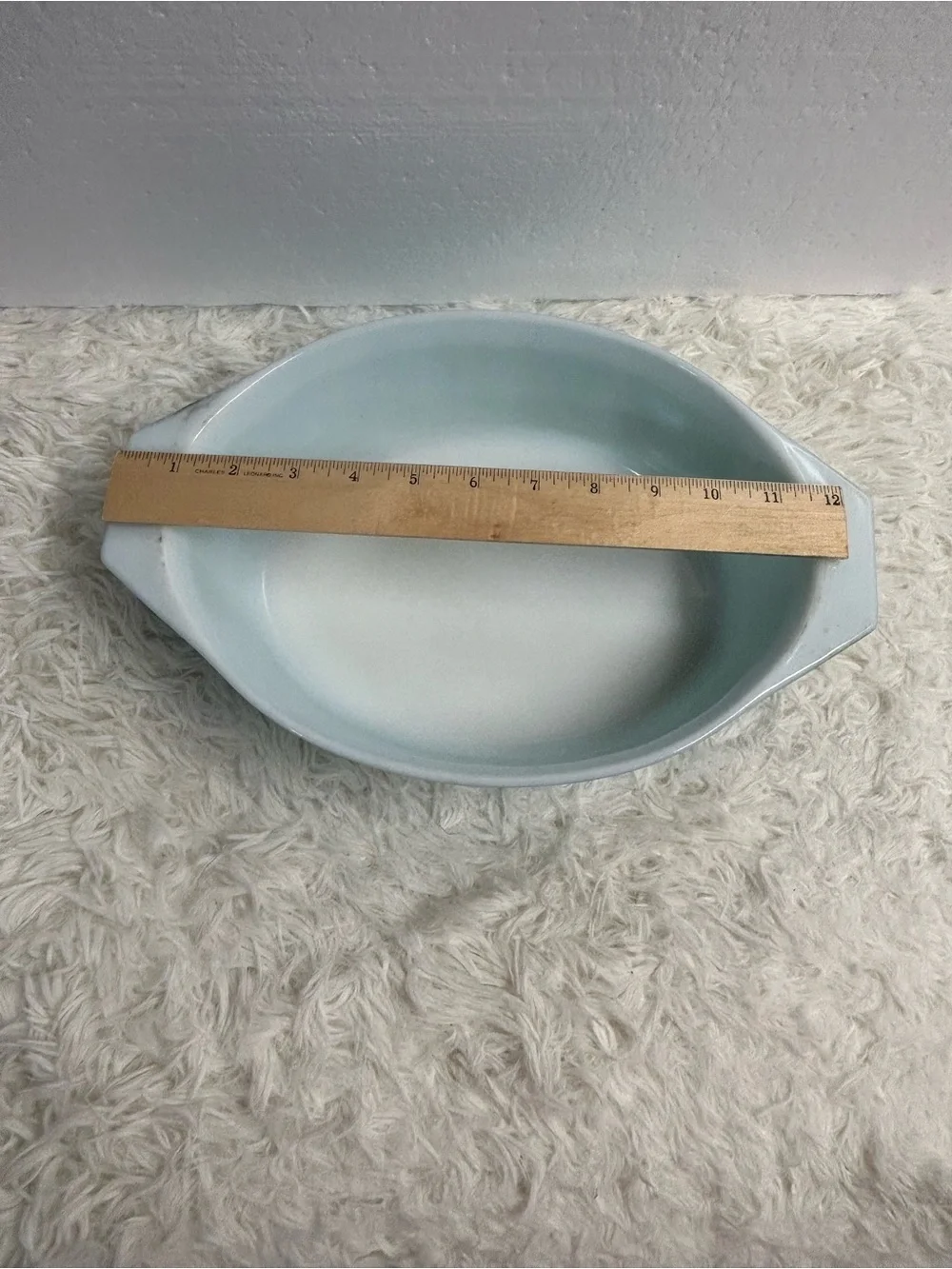 Pyrex Turquoise Snowflake Round Baking Dish